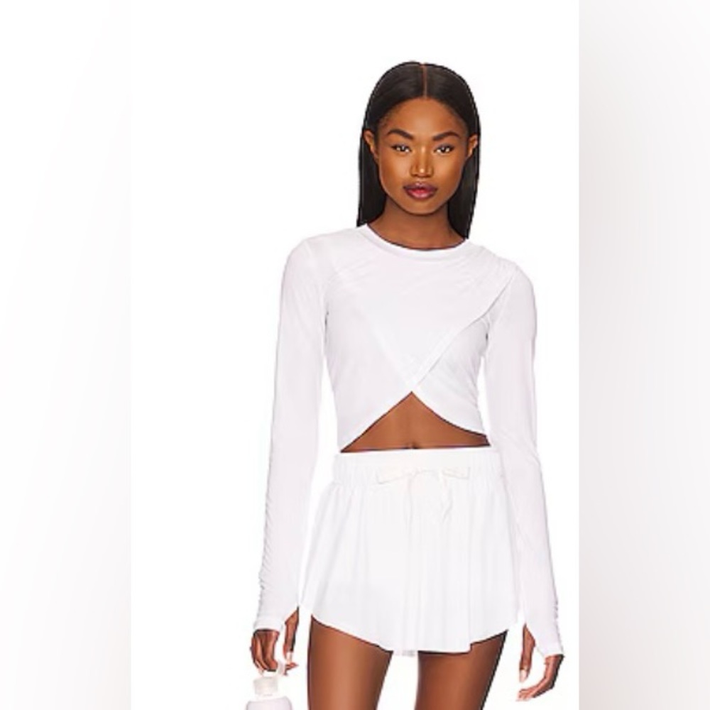 NWT FREE PEOPLE MOVEMENT TOP